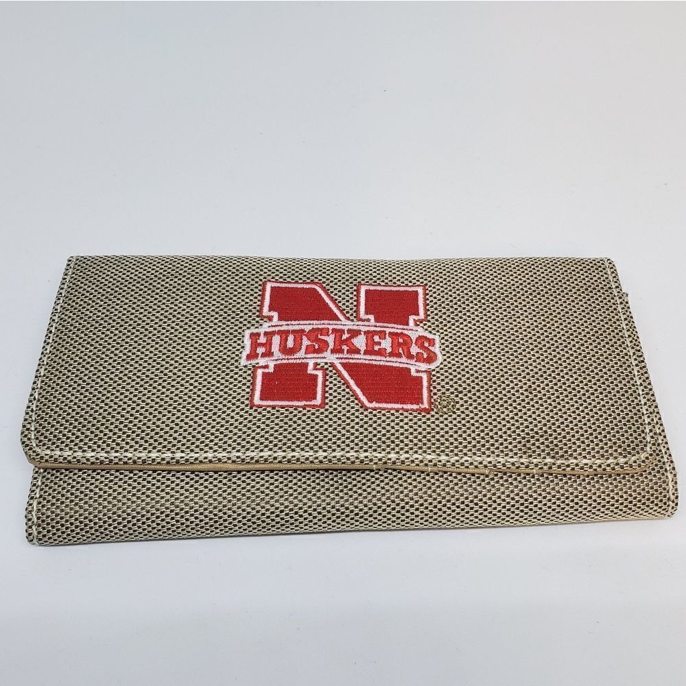 NWT Nebraska Huskers Wallet